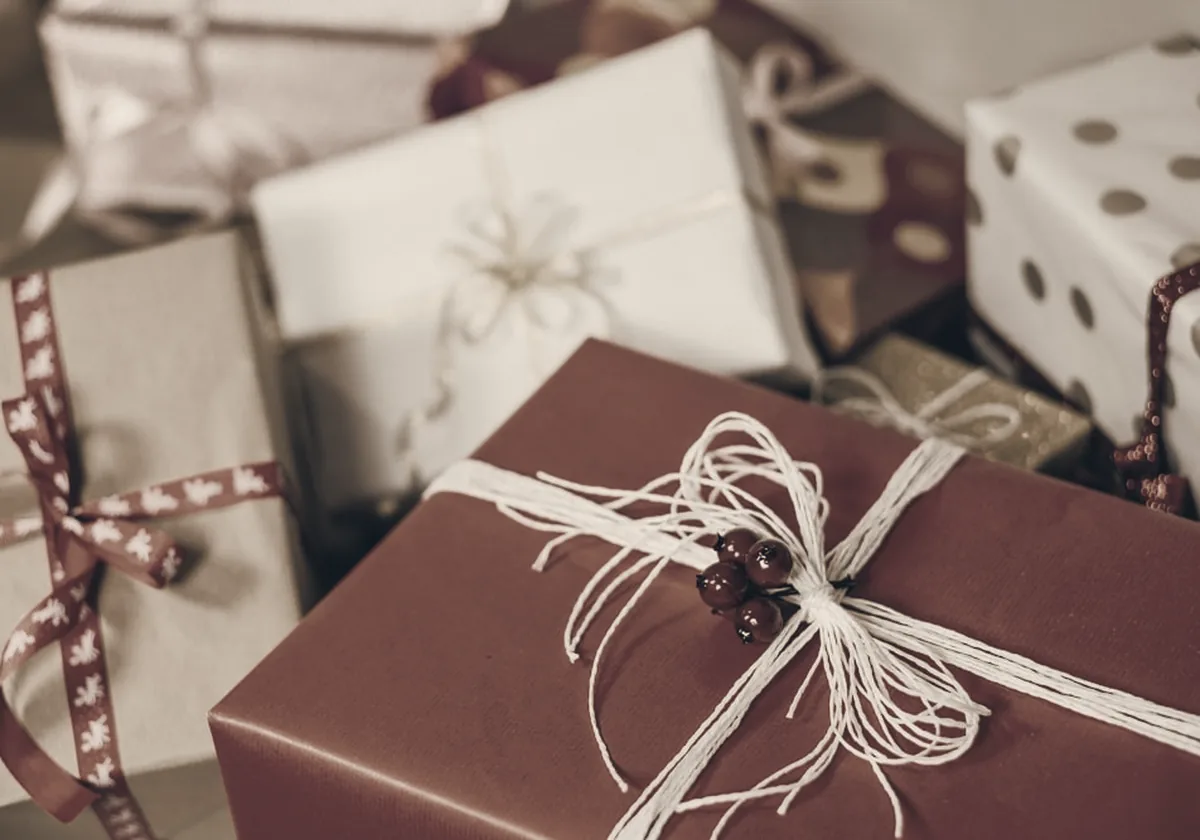 Toys, collectibles and seasonal category